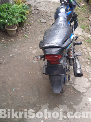 Bajaj platina